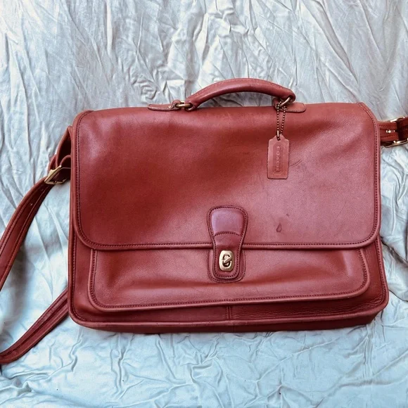 Coach Men's Brown Leather Messenger Bag - Picture 1 of 8